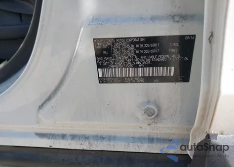 2017 Toyota Rav4 Le z USA, uszkodzony, nr VIN JTMBFREV0HJ115607